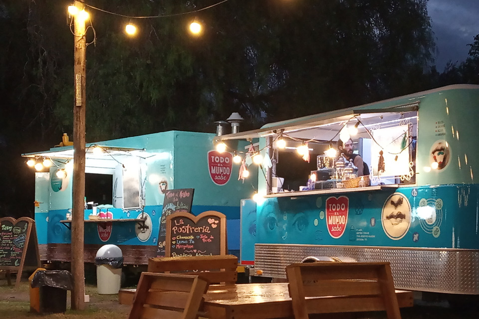 Food Truck / Escaparates / Cartelería